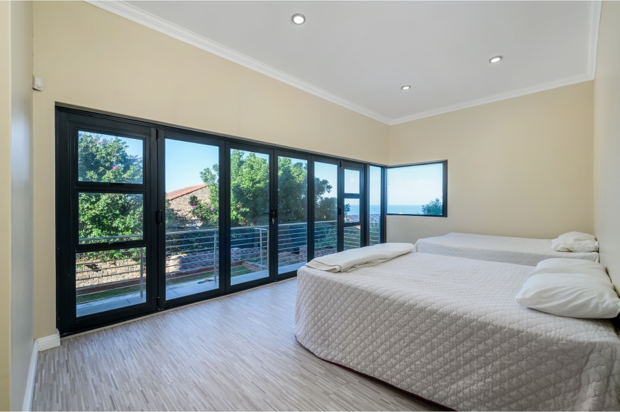 4 Bedroom Property for Sale in Blue Horizon Bay Eastern Cape